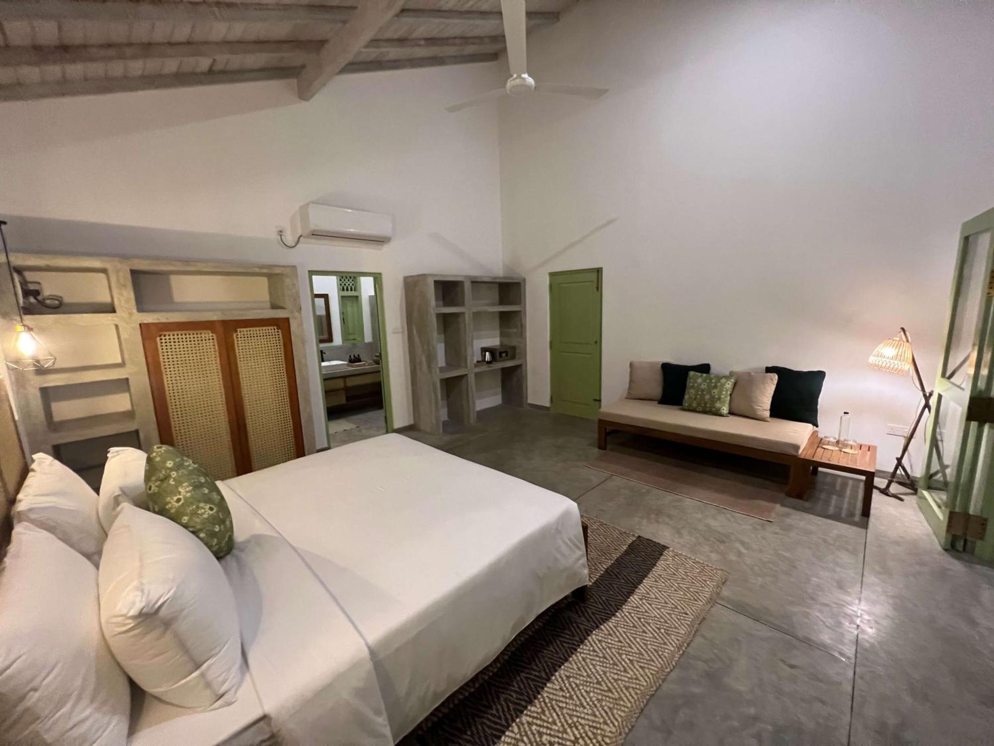Отель Zen House Ахангама Номер фото